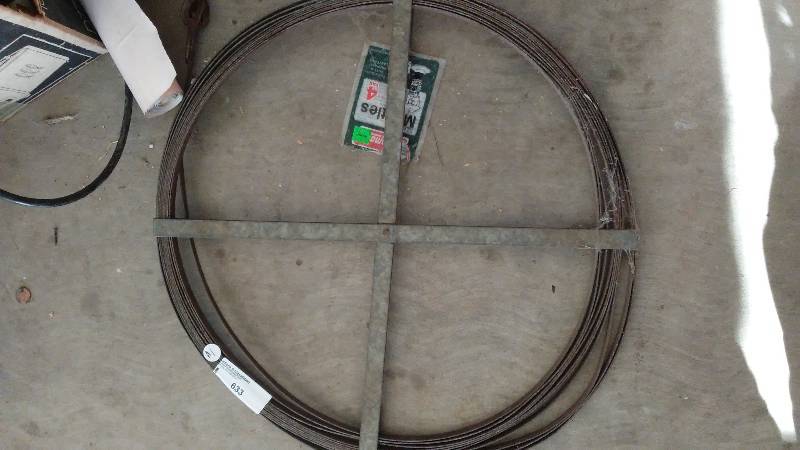 lot 633 image: Roto Rooter 100 ft snake brace and bits