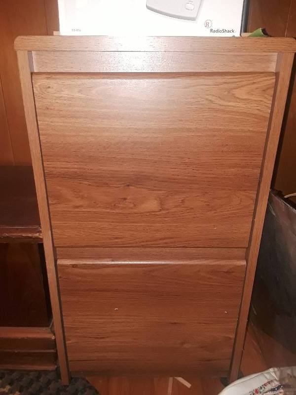 lot 332 image: 2 drawer file cabinet