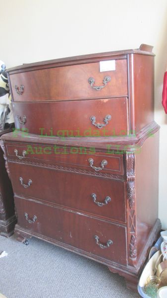 lot 13 image: Mid century colonial style solid mahogany vanity chest of drawers