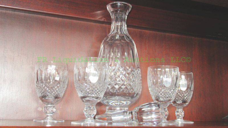 lot 32 image: Genuine Waterford (signed) lead crystal decantur serving set (6 pieces total)