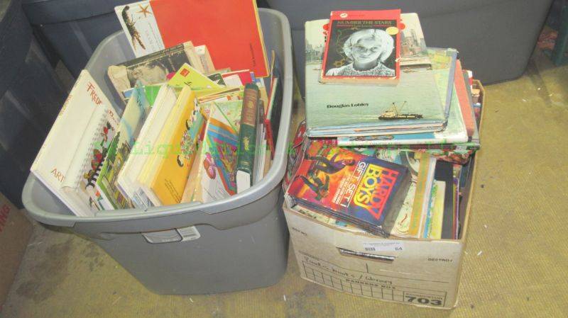 lot 64 image: Assorted childrens books, generous quantity