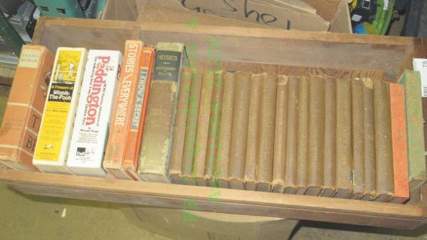 lot 75 image: Vintage 1939 books and Winnie the pooh & Paddington book sets