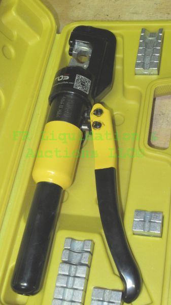 lot 79 image: YQK-70 10 Tons Hydraulic Pliers 9 Dies Hydraulic Crimping Tool