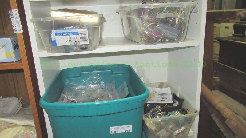 lot 247 image: Assorted fashion jewelry and jewelry parts, tote full plus