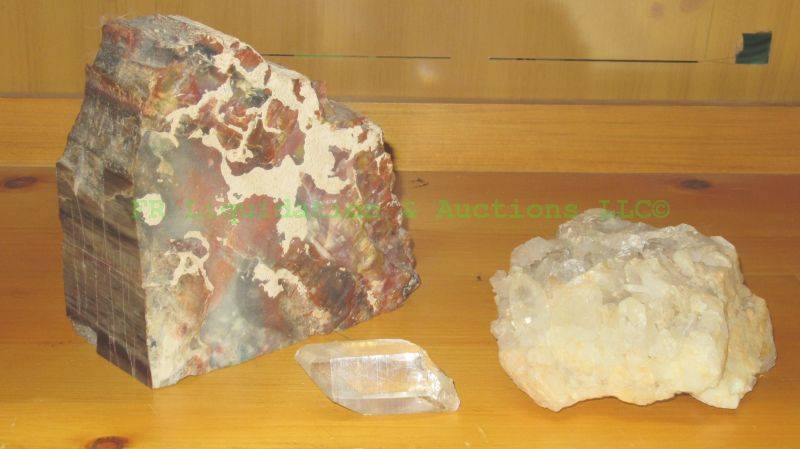 lot 195 image: Crystal and Soapstone large pieces