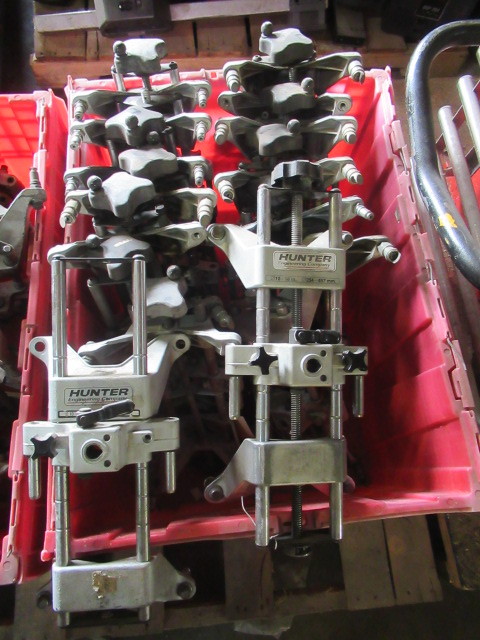 lot 58 image: HUNTER ALIGNMENT CLAMPS