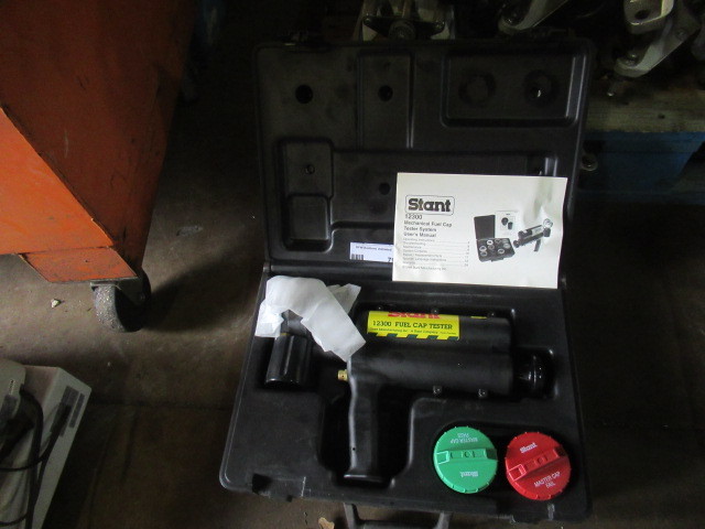 lot 79 image: STANT FUEL CAP TESTER