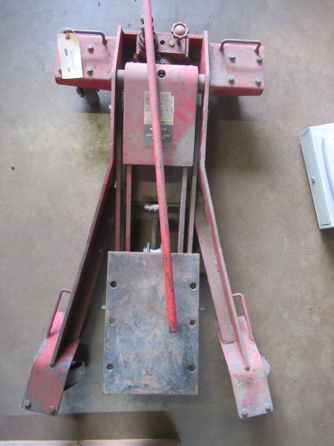 lot 85 image: NORCO TRANSMISSION JACK 72000D