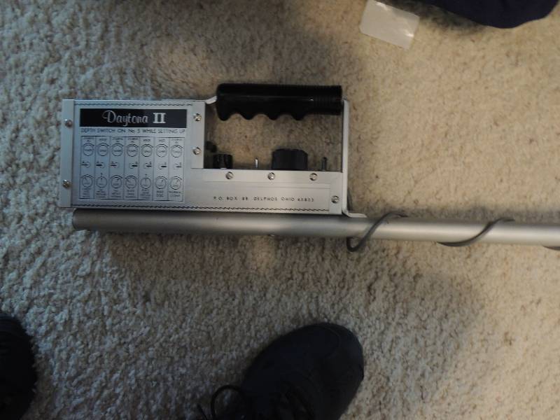 lot 120 image: Daytona II depth switch #5 metal detector WITH CASE