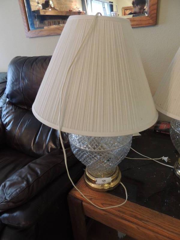 lot 129 image: 2 crystal lamps with white shade