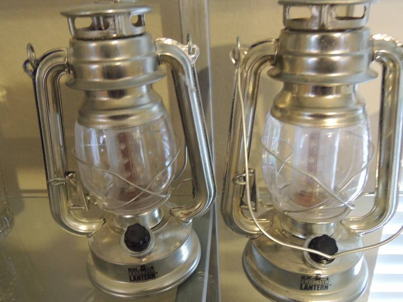 lot 139 image: 9 12 inch Brooklyn lantern  x2