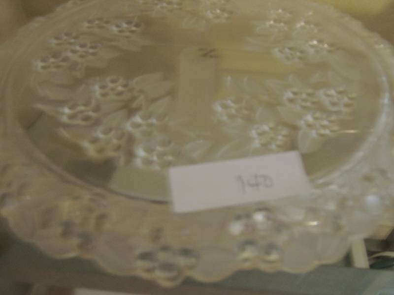 lot 140 image: Grapevine cake stand and weather crystal with Germany Mikasa 13