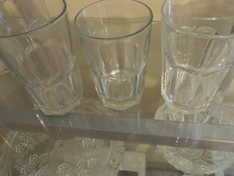 lot 143 image: 9  glasses x 5 and 4.5  glasses x 3