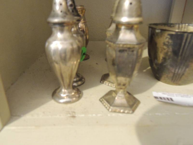 lot 157 image: x 7 Silver S&P shakers B&M company