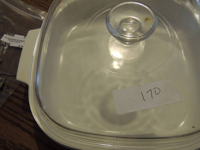 lot 170 image: Corningware with lid,  anchor hocking covered glass bowl