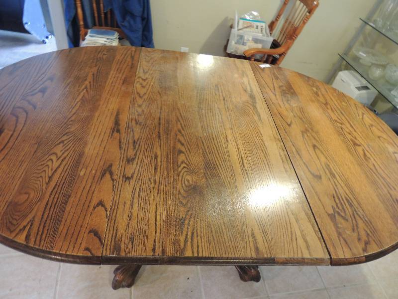 lot 135 image: Dining table with leaf 69x47x30, wo leaf 47 x 47