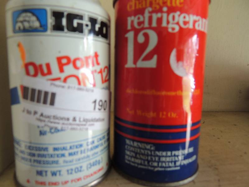 lot 190 image: DuPont Freon 12  - 12 oz. and  Chargette 12 - can 12 oz.