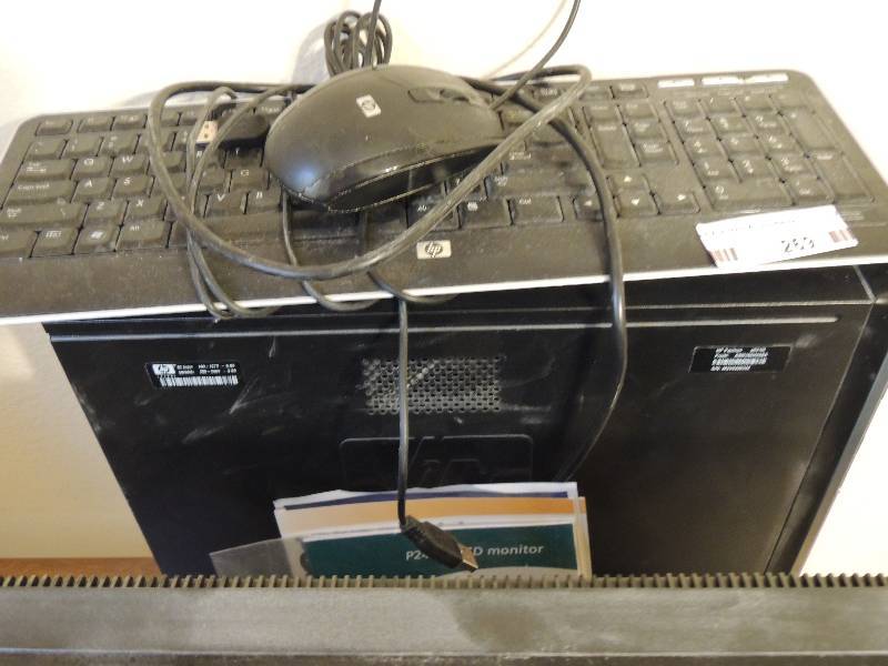 lot 269 image: Refurbished HP desktop computer WINDOWS7, KEYBOARD, MOUSE, ACER MONITOR AND SPEAKERS