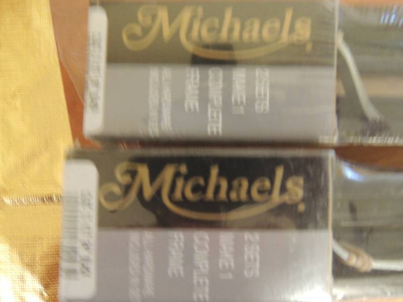 lot 259 image: Michaels Black metal frame kit 24 x 18 NIB