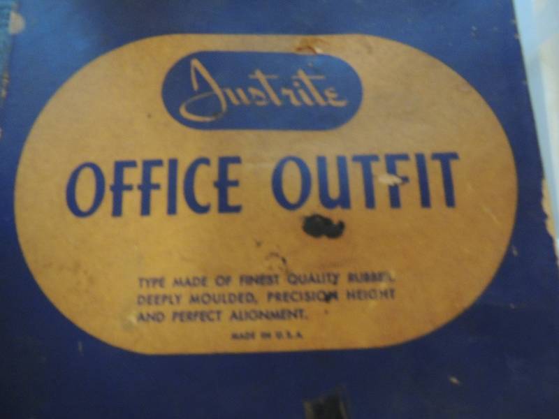 lot 250 image: Trustrite Office outfit in original box and rubber stamp kit with ink pad
