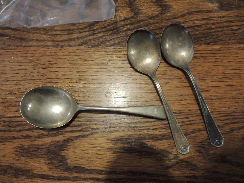 lot 153 image: Alpaca nickel silver spoon and Niagara silver spoon x 2