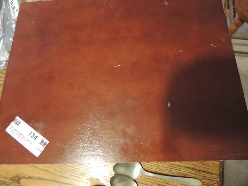 lot 134 image: Silverware in box, stainless flatware  11 pcs, vintage steamer iron,