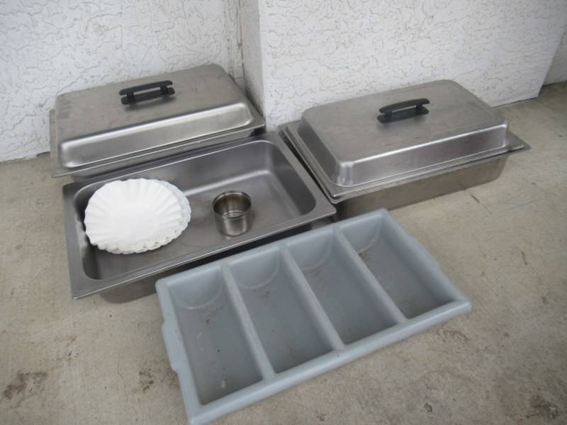 lot 127 image: ASSORTED POTS AND PANS