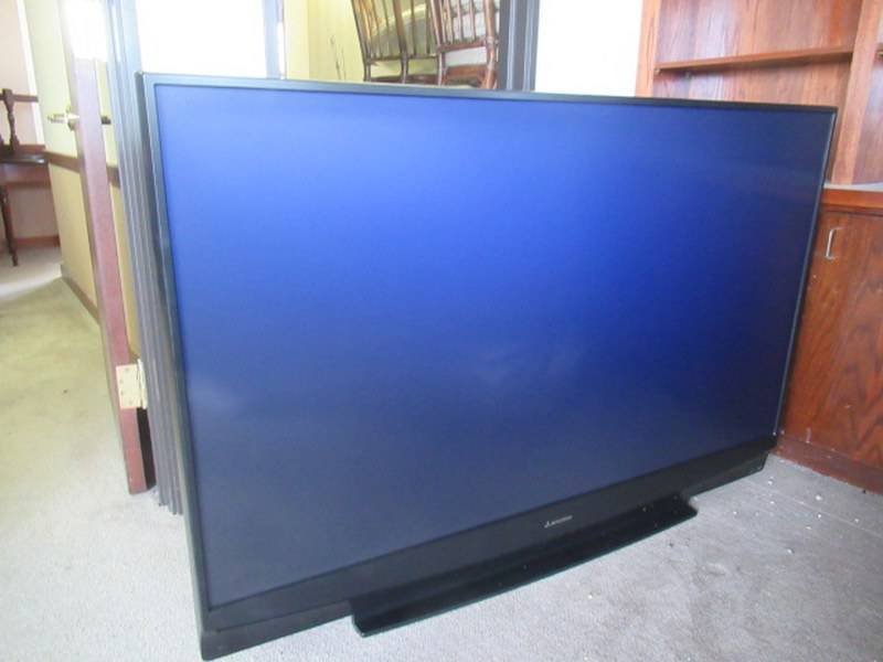 lot 150 image: DIGITAL FLATSCREEN TELEVISION