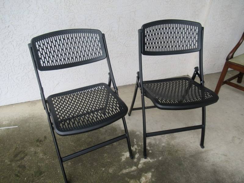 lot 153 image: MITY-LITE FOLDING CHAIRS