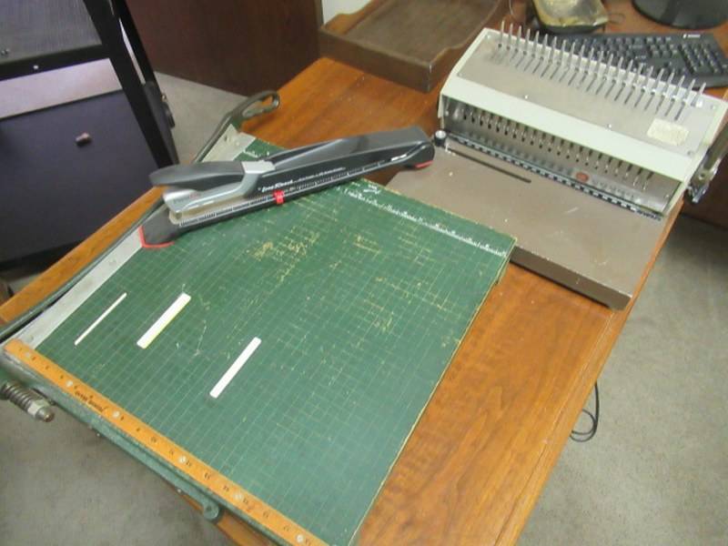 lot 199 image: OFFICE EQUIPMENT