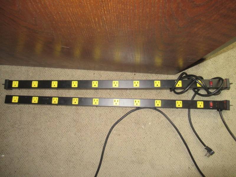 lot 206 image: POWER STRIPS