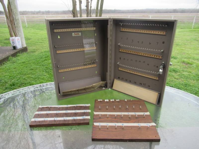 lot 219 image: KEY CONTROL SYSTEM