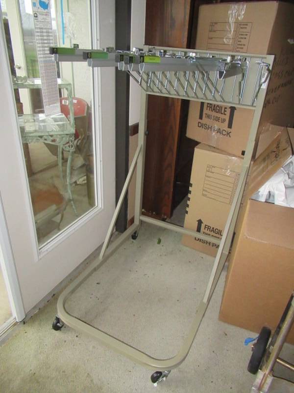 lot 242 image: CLOTHES RACK