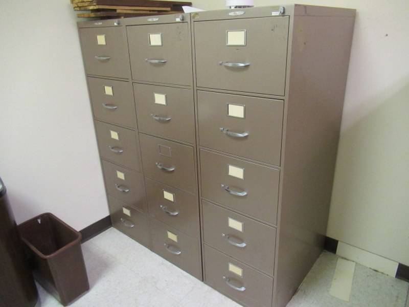 lot 184 image: FILING CABINET