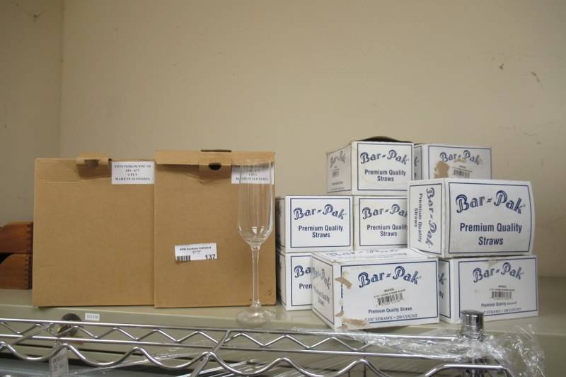 lot 137 image: GLASSES AND STRAWS