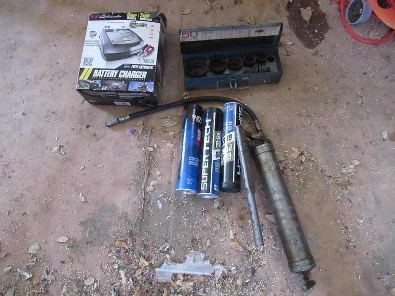 lot 67 image: TOOLS