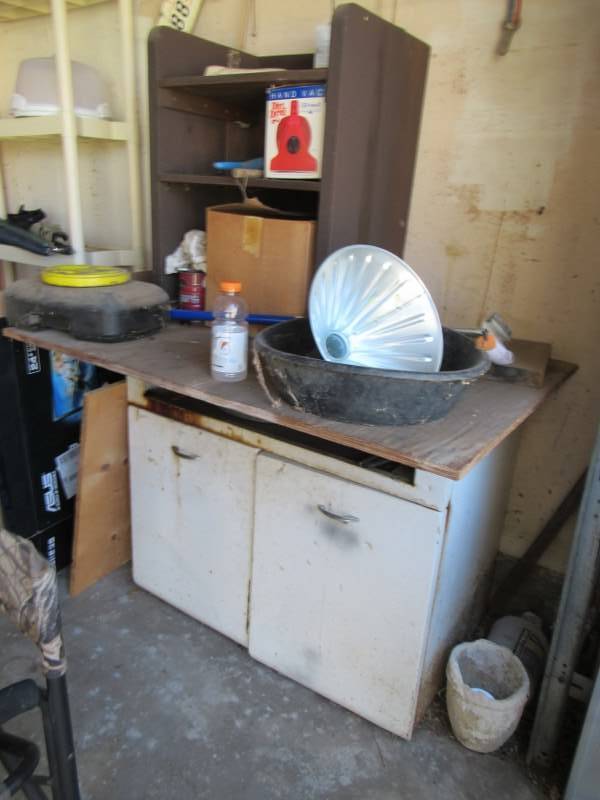 lot 114 image: FURNITURE
