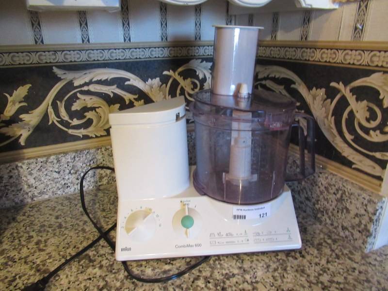 lot 121 image: APPLIANCES
