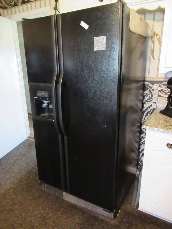 lot 128 image: APPLIANCES