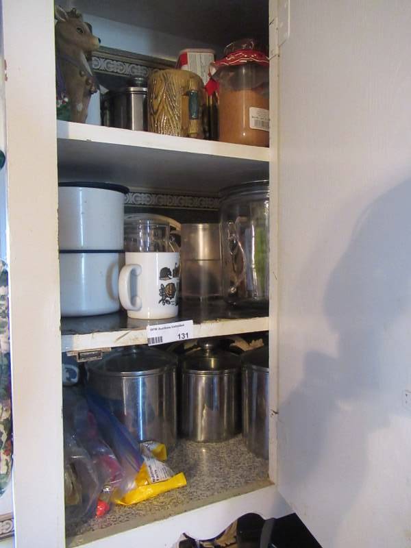 lot 131 image: KITCHEN