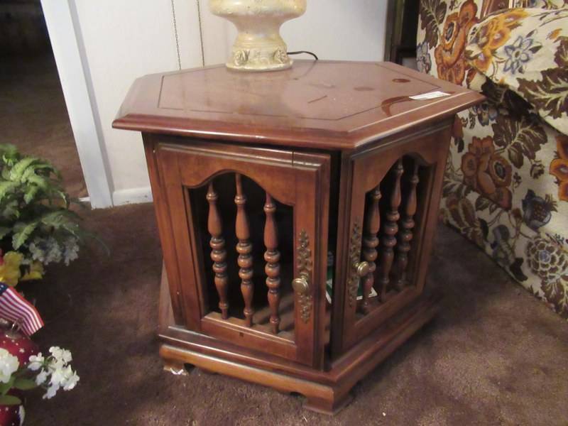 lot 156 image: FURNITURE