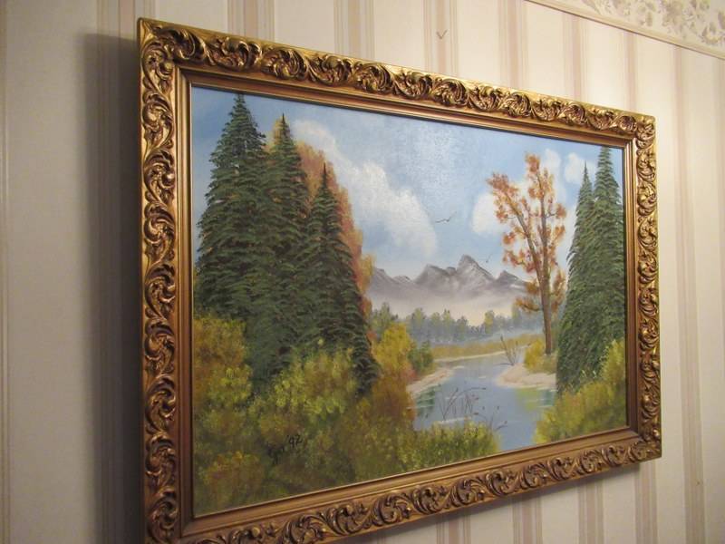lot 162 image: HOME DECOR