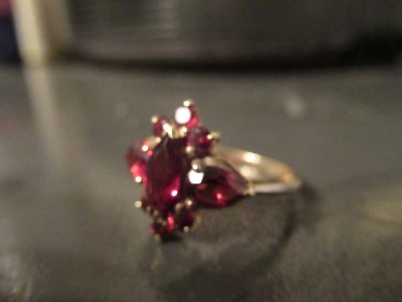 lot 183 image: JEWELRY