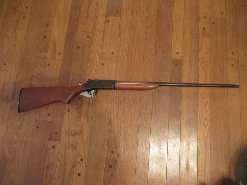 lot 214 image: FIREARMS