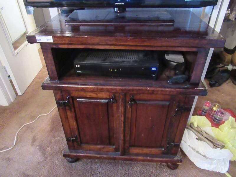 lot 237 image: FURNITURE