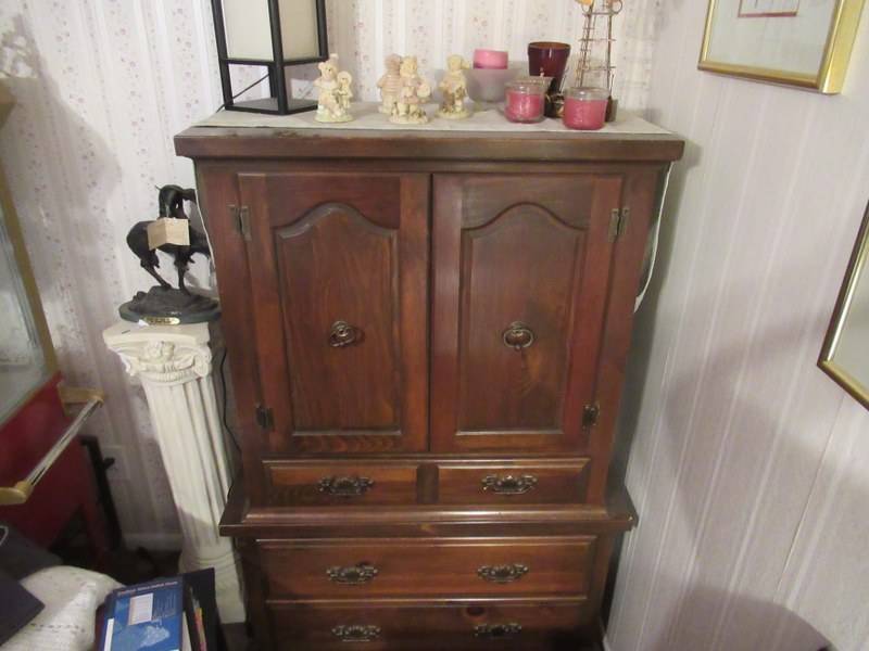 lot 244 image: FURNITURE