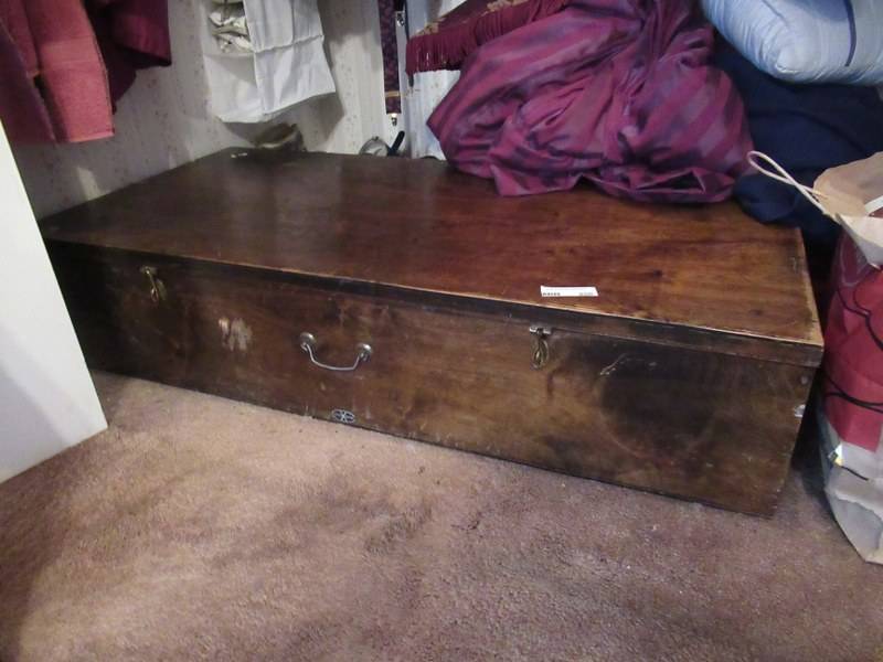 lot 250 image: WOODEN BOX