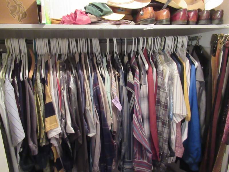 lot 254 image: CLOTHING