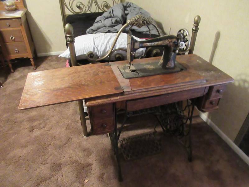 lot 258 image: ANTIQUE