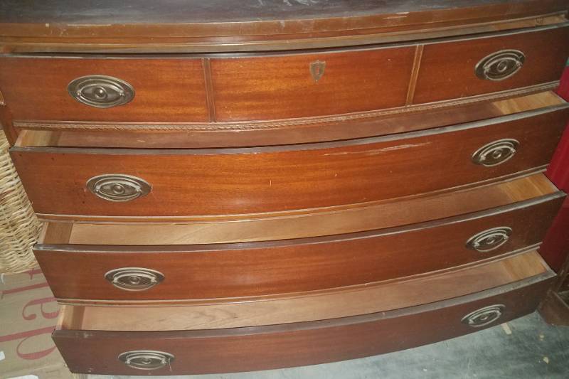 Vintage Dixie Dresser Partial Estate Auction Auction
